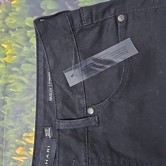 Tahari Black Haisley Capri Jeans Size 16 NWT - Picture 4 of 6